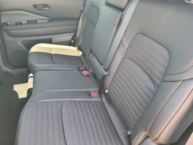 New 2026 Nissan Pathfinder Rock Creek AWD/4WD image 9