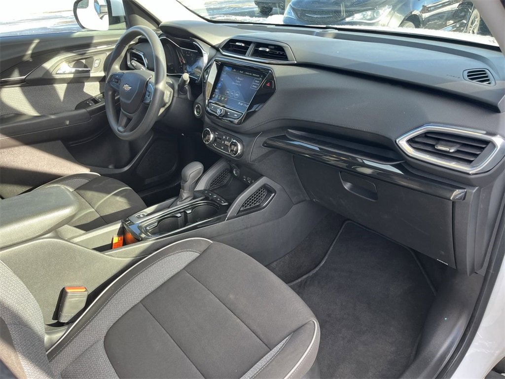 Certified 2023 Chevrolet TrailBlazer LT w/ Convenience Package image 27