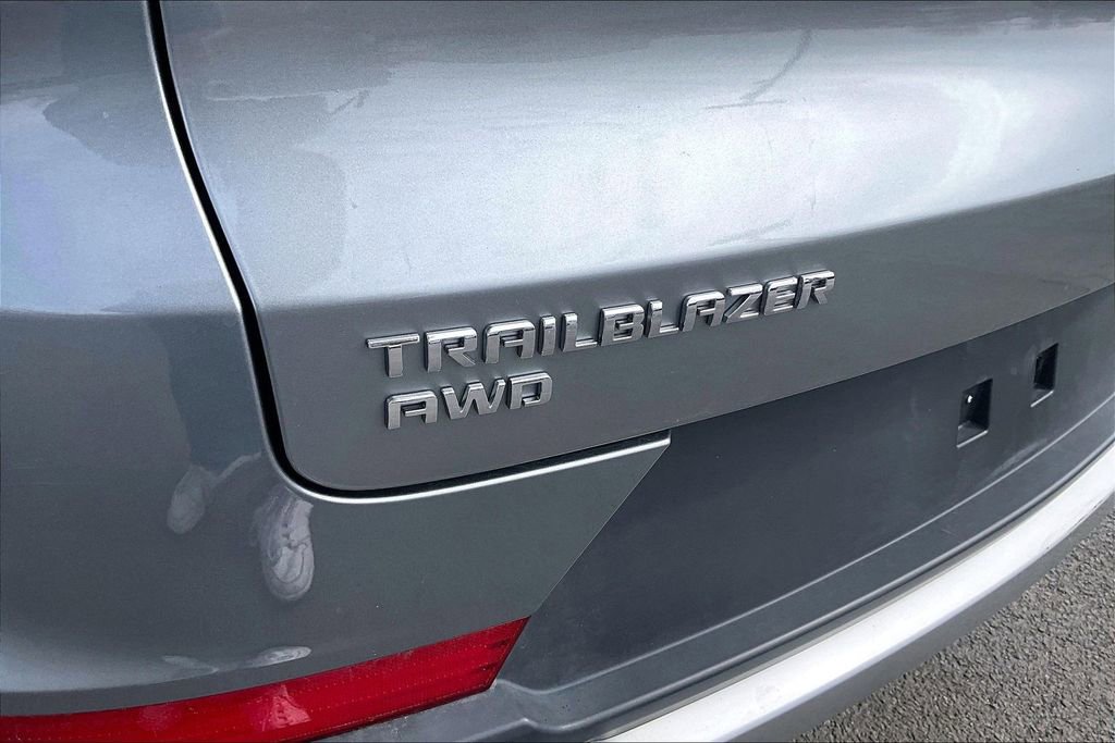 Used 2025 Chevrolet TrailBlazer LT image 6
