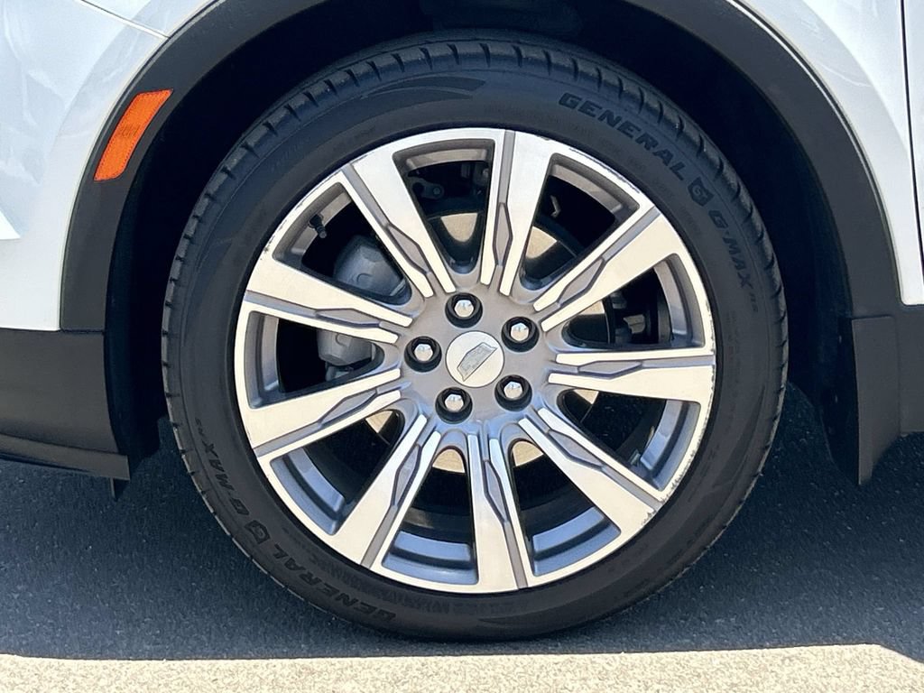 Used 2021 Cadillac XT4 Premium Luxury AWD/4WD image 34
