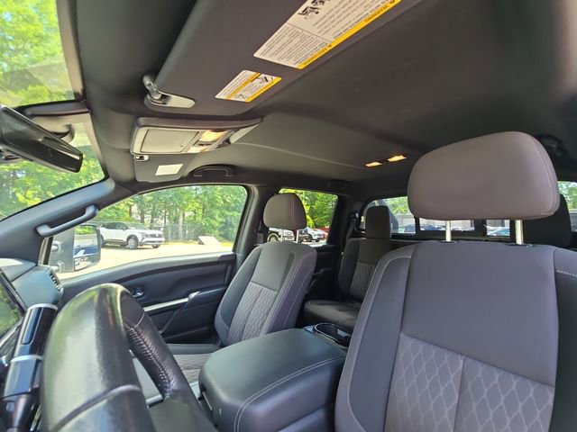 Used 2023 Nissan Titan SV w/ SV Convenience Package RWD image 22
