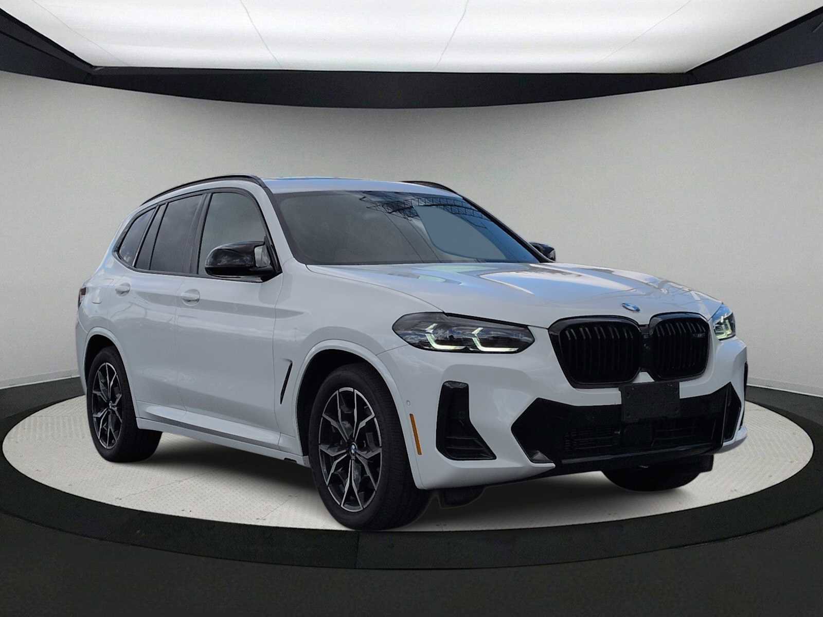 Used 2023 BMW X3 M40i AWD/4WD image 2