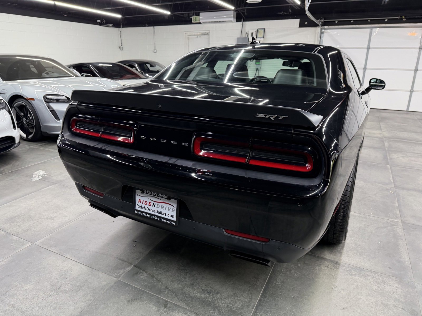 Used 2015 Dodge Challenger SRT Hellcat image 6