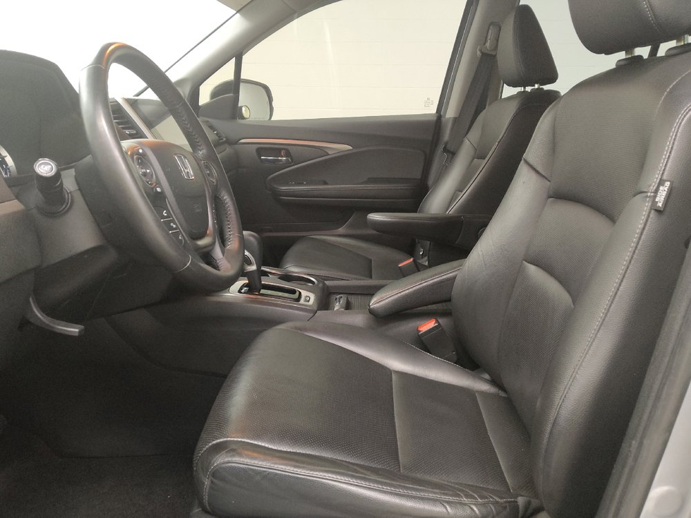 Used 2018 Honda Ridgeline RTL-T image 17
