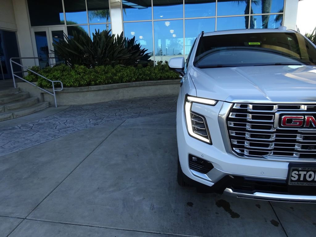 Certified 2026 GMC Yukon Denali w/ Denali Reserve Package image 37