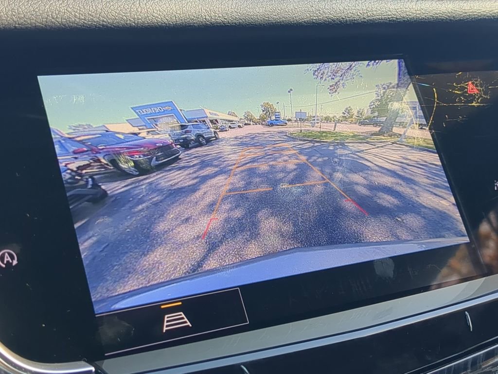 Used 2025 Cadillac XT6 Premium Luxury image 15