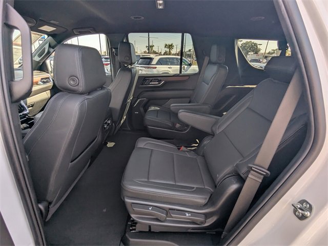 Used 2025 GMC Yukon Denali image 14