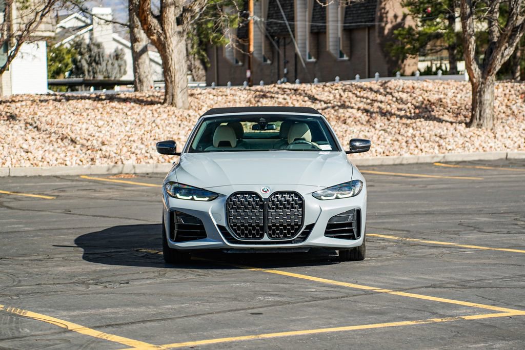 Used 2023 BMW 440i xDrive Convertible w/ Premium Package image 3