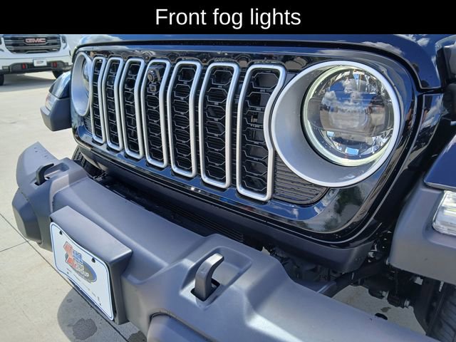 New 2025 Jeep Wrangler Sahara w/ Technology Group image 31