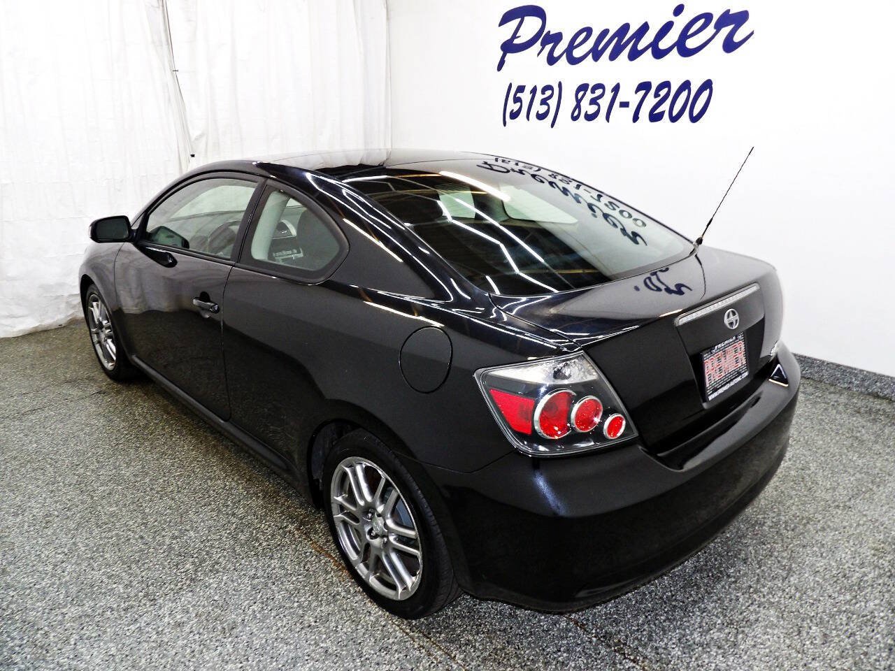 Used 2010 Scion tC FWD image 4