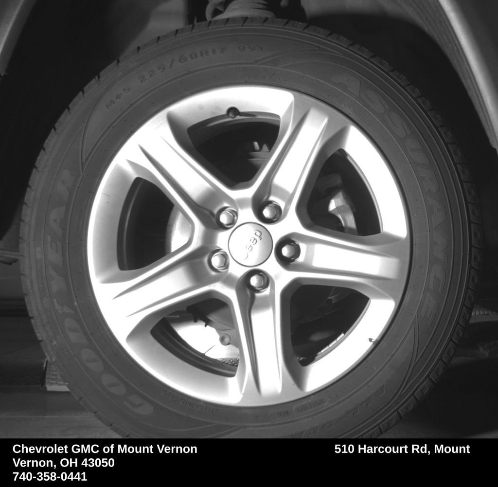 Used 2024 Jeep Compass Latitude AWD/4WD image 63
