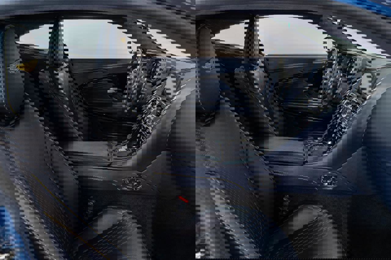 Used 2018 Aston Martin DB11 V12 image 9