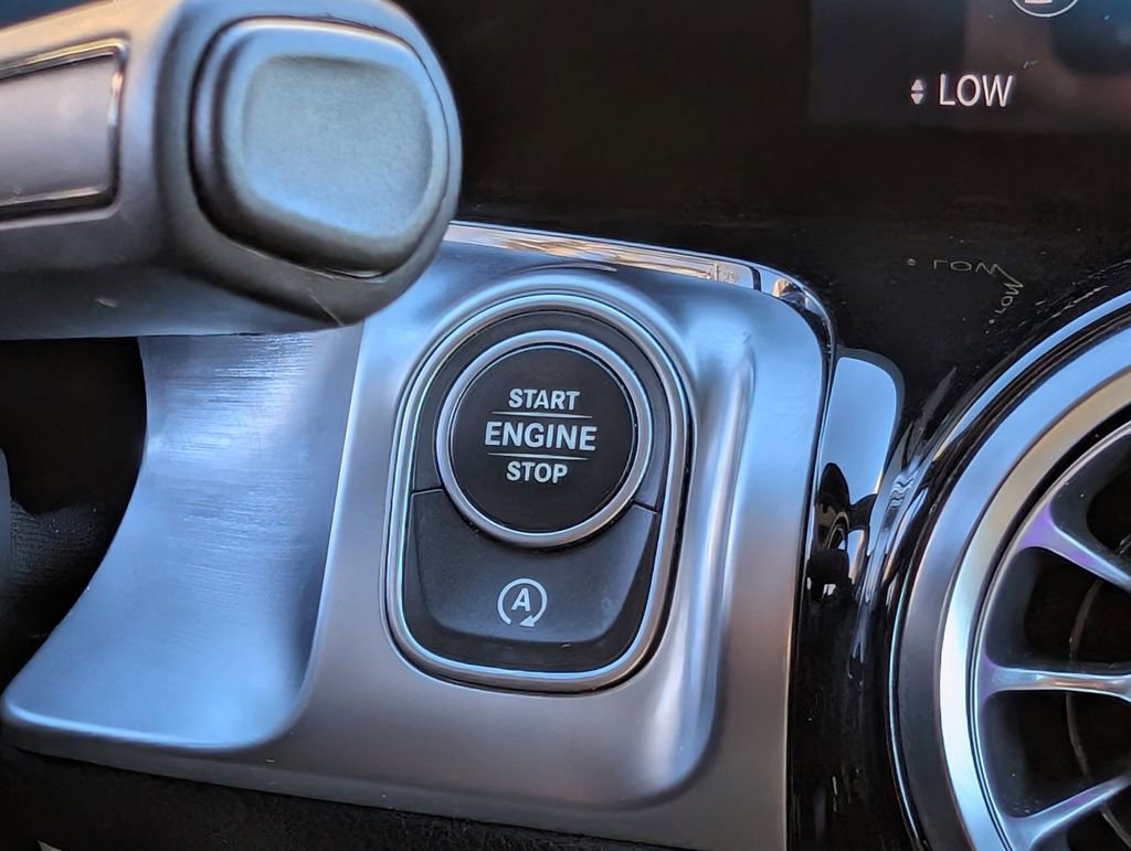 Certified 2022 Mercedes-Benz GLB 250 GLB 250 image 17