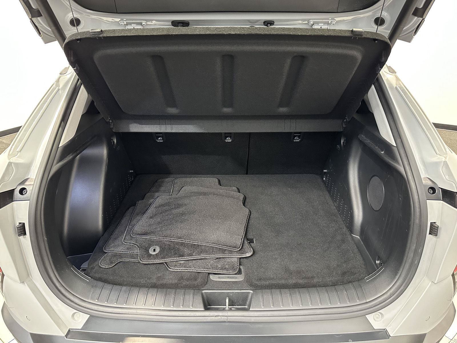 Certified 2024 Hyundai Kona Limited AWD/4WD image 33