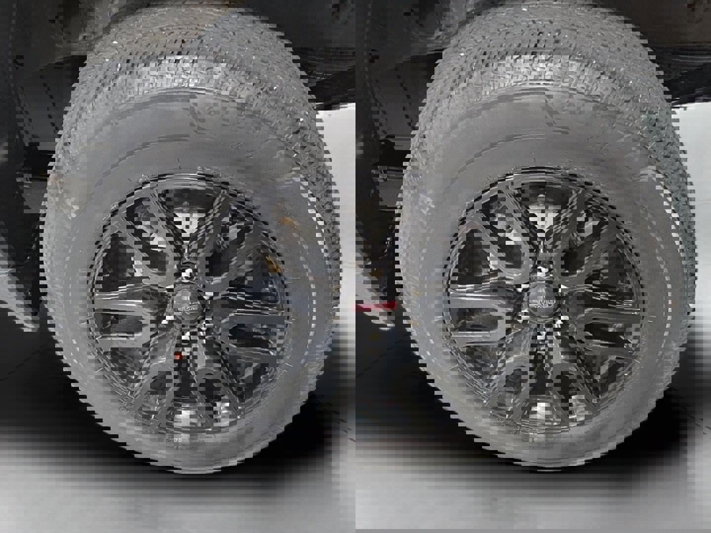 Used 2023 GMC Sierra 1500 Elevation image 25