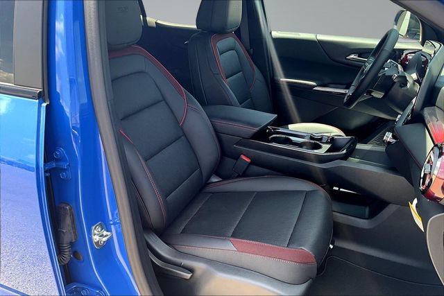 New 2027 Chevrolet Equinox RS w/ Safety and Technology Package FWD image 12