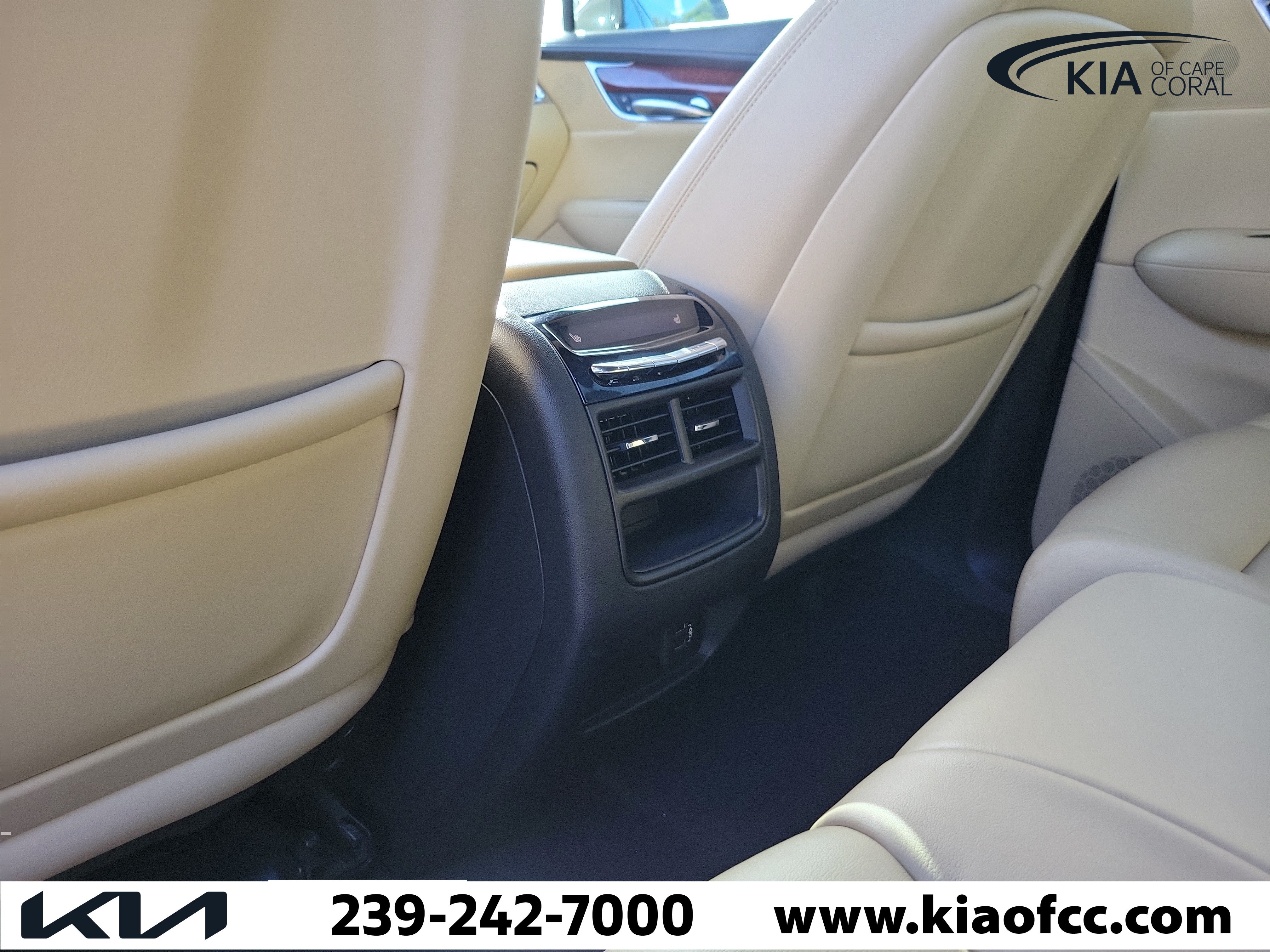 Used 2019 Cadillac XT5 Premium Luxury FWD image 14