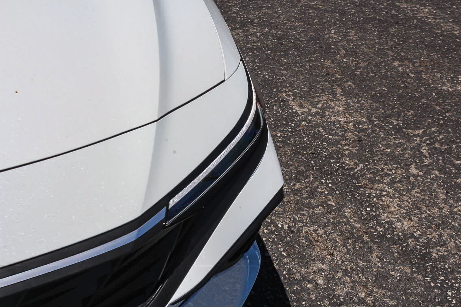 Certified 2026 Hyundai Elantra Sport FWD image 13