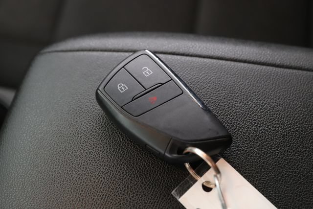 Used 2023 Chevrolet Colorado Trail Boss w/ Technology Package AWD/4WD image 19