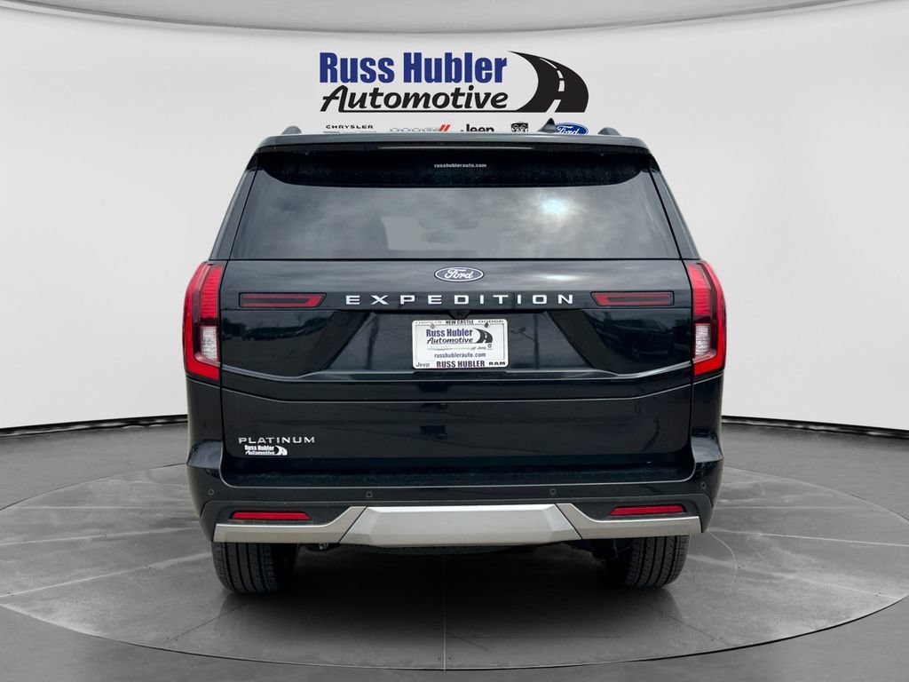 Used 2026 Ford Expedition Platinum w/ Driver's Package AWD/4WD image 4