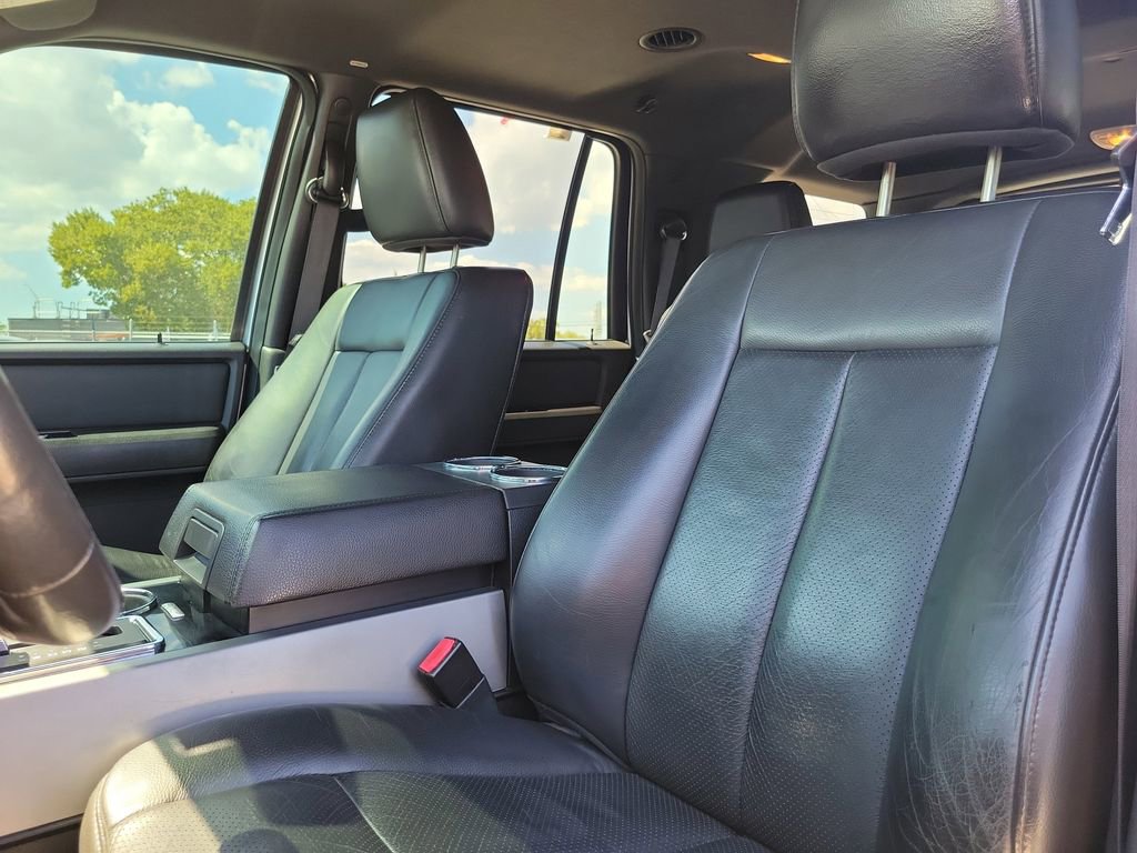 Used 2012 Ford Expedition Limited image 23
