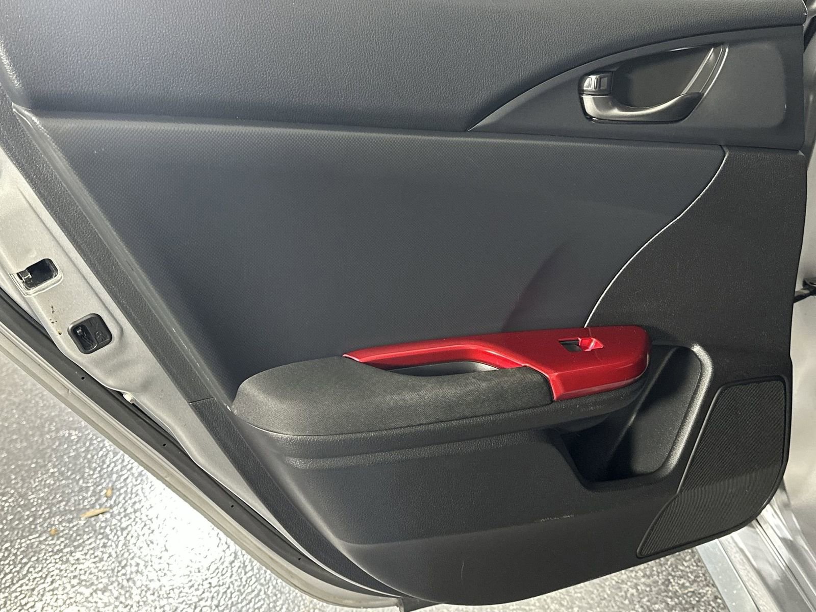 Used 2018 Honda Civic Sport image 32