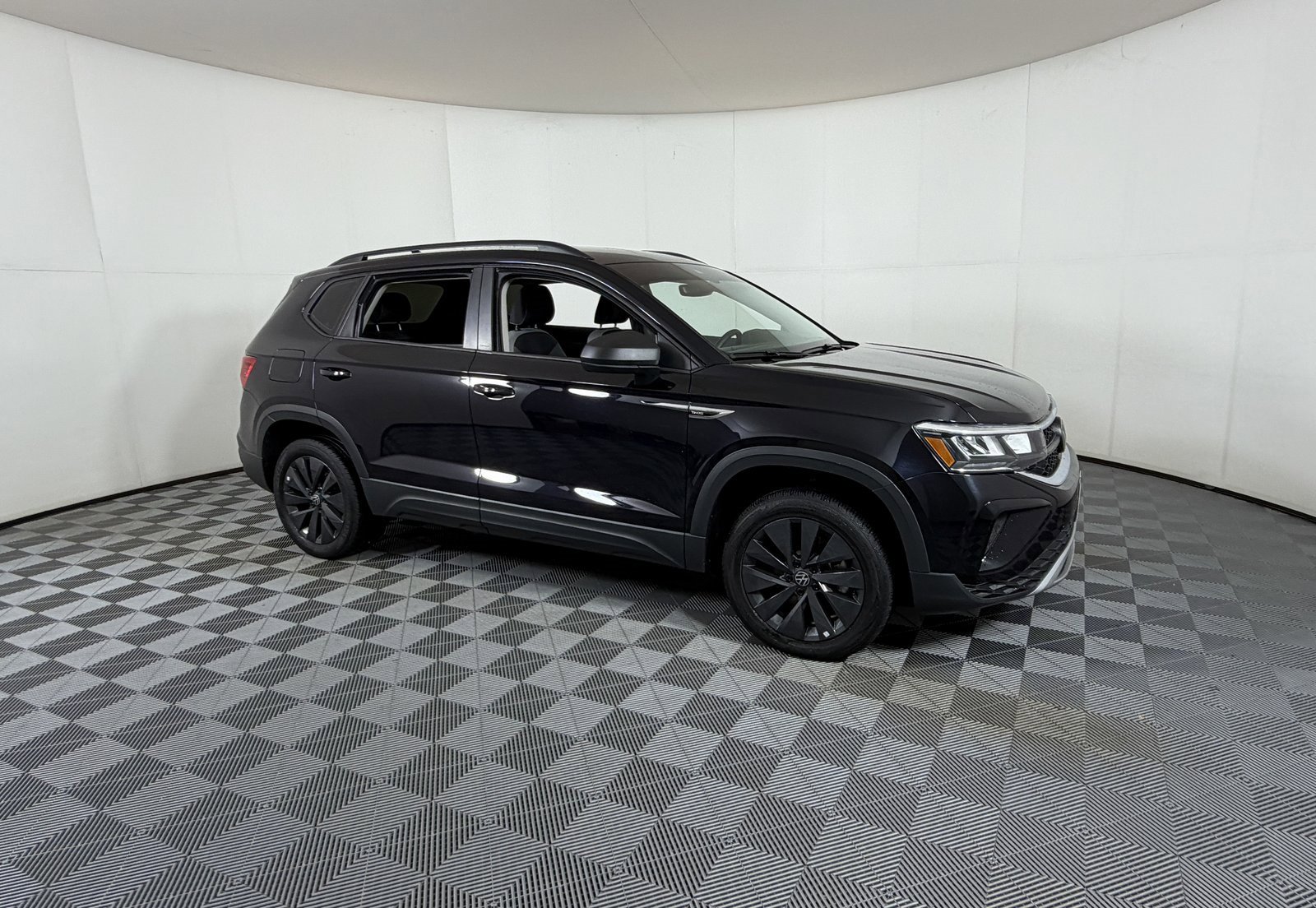 Used 2024 Volkswagen Taos S w/ MDO Package