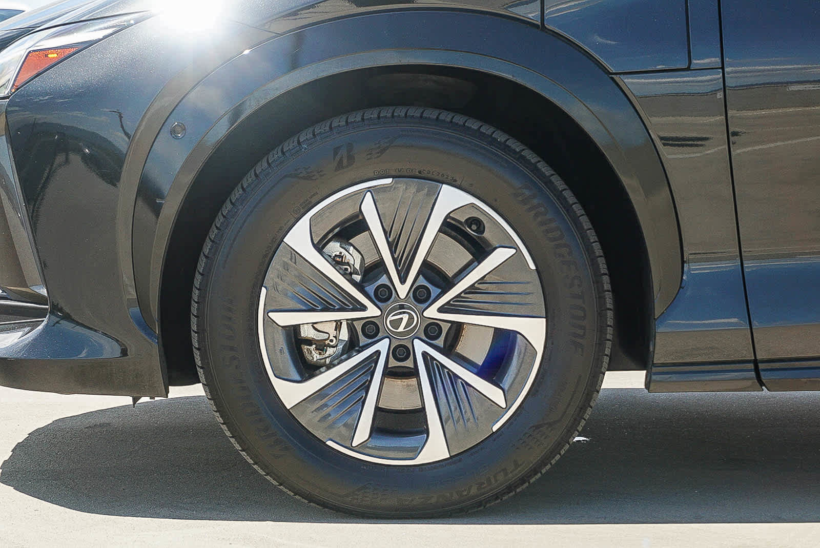 Certified 2023 Lexus RZ 450e Premium w/ Technology Package AWD/4WD image 9