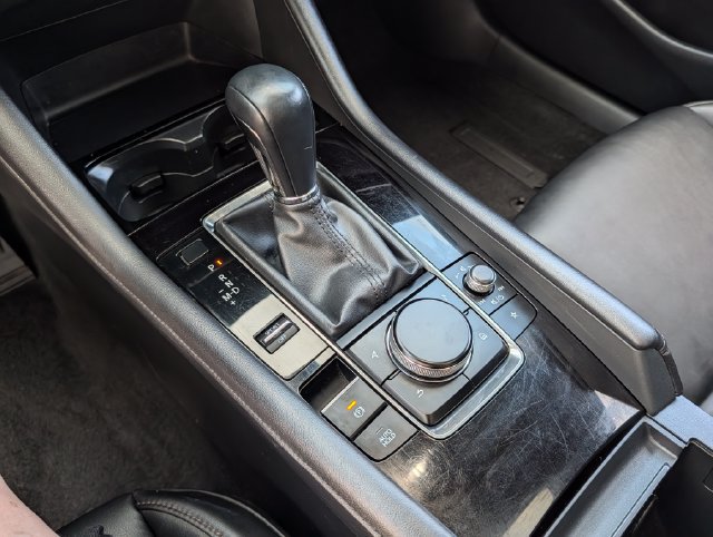 Used 2025 MAZDA MAZDA3 s FWD image 25