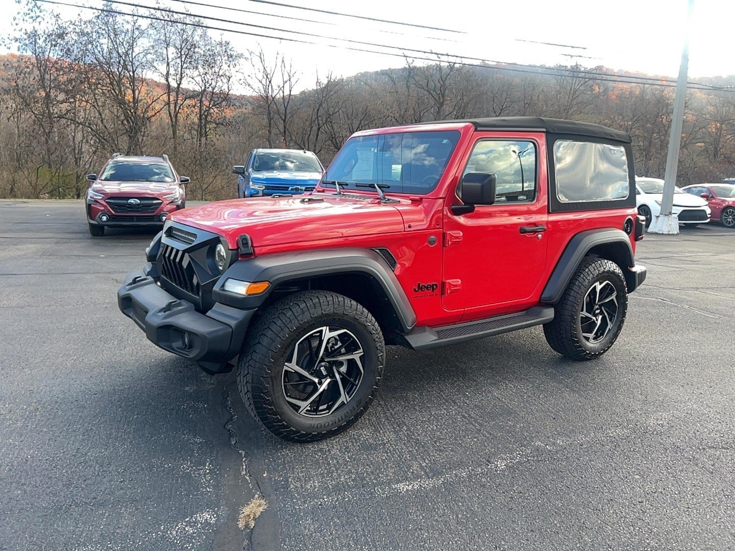 Used 2024 Jeep Wrangler Sport AWD/4WD image 4