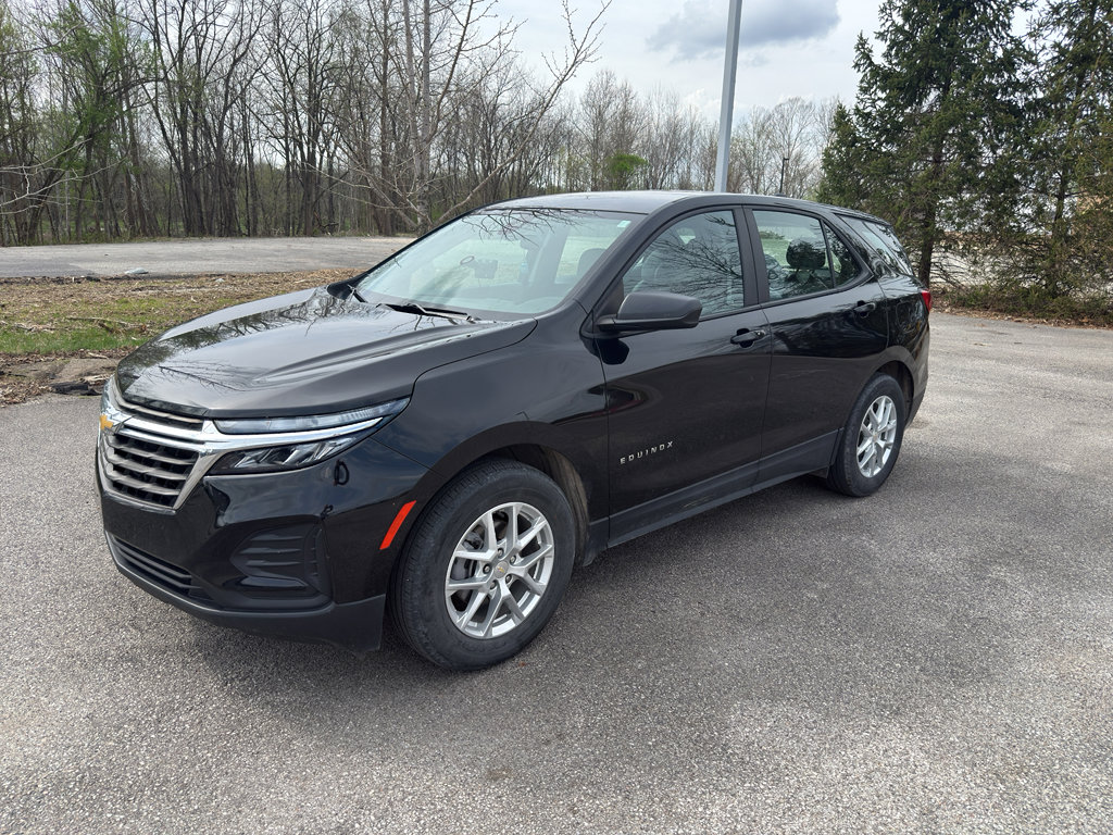 Used 2023 Chevrolet Equinox LS w/ Driver Confidence II Package image 1