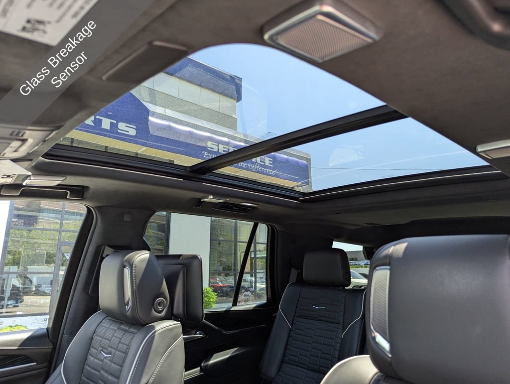 Used 2023 Cadillac Escalade V AWD/4WD image 39
