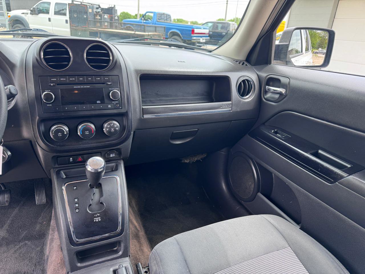Used 2015 Jeep Patriot Sport w/ Power Value Group FWD image 13