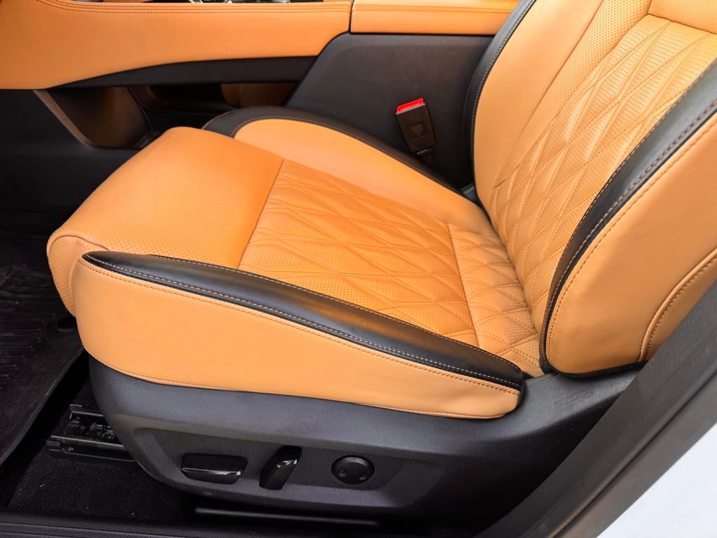 Used 2021 Nissan Rogue Platinum AWD/4WD image 12