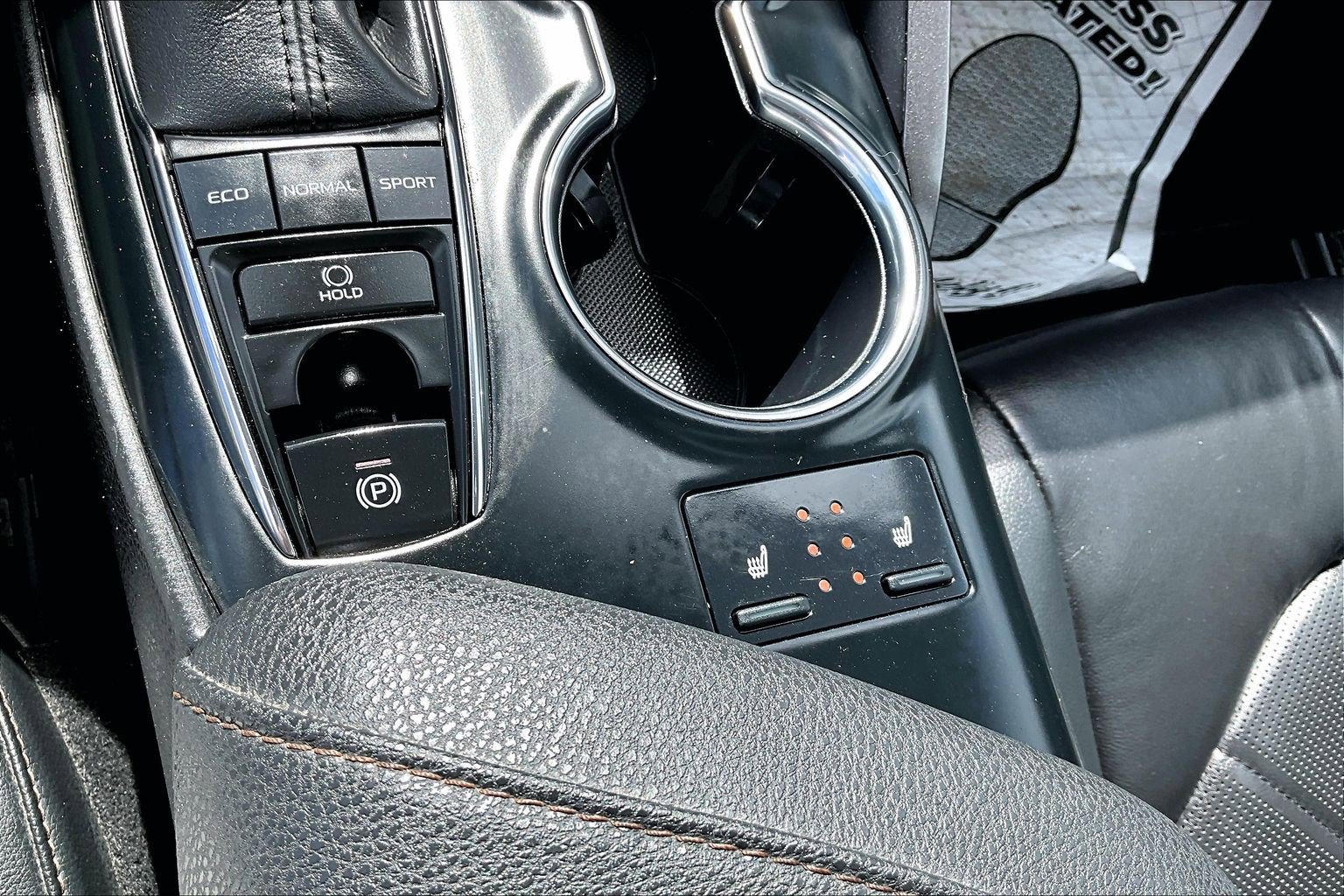Used 2019 Toyota Camry XLE FWD image 39