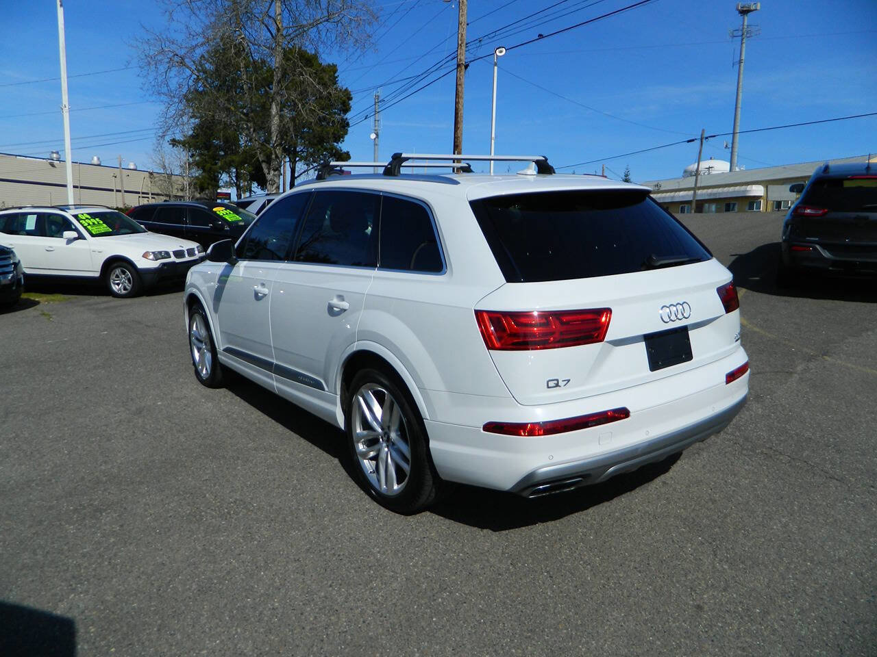 Used 2017 Audi Q7 3.0T Prestige AWD/4WD image 6