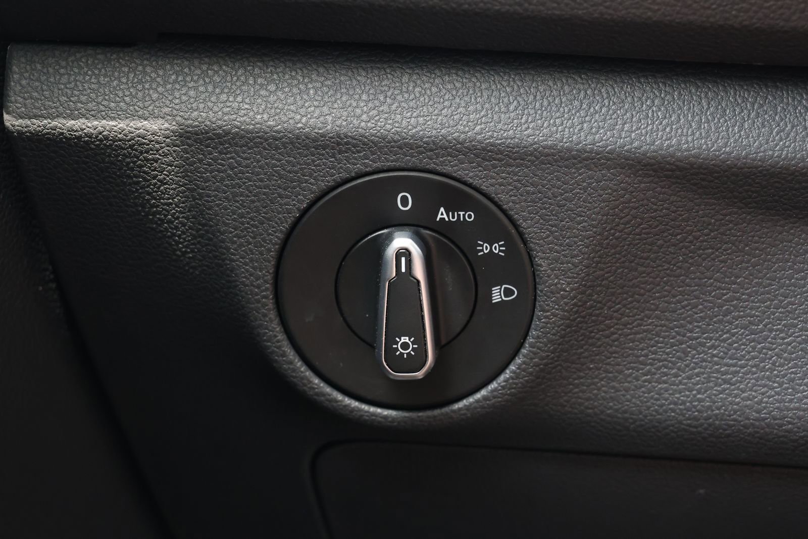 Used 2024 Volkswagen Jetta S image 24