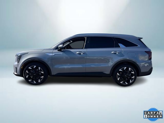 Used 2024 Kia Sorento EX w/ Panoramic Sunroof Package image 3