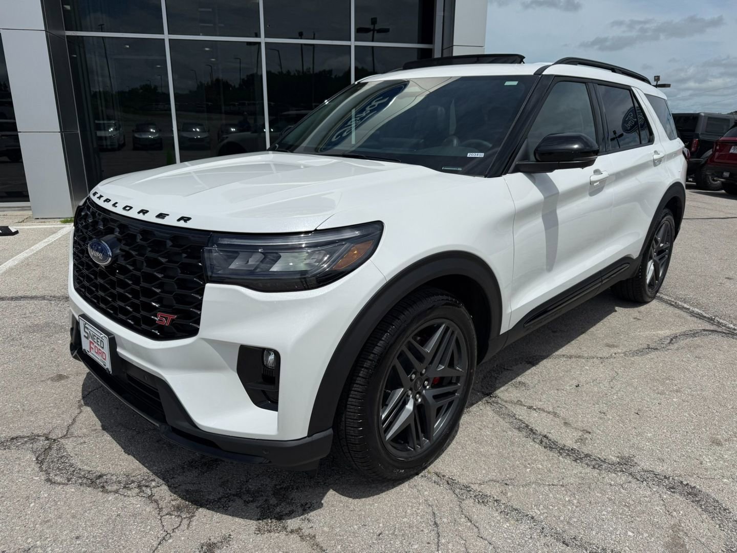 New 2025 Ford Explorer ST w/ Sun And Sound Package image 3