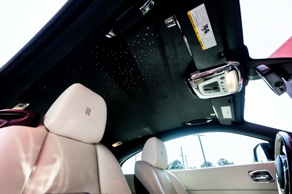 Used 2019 Rolls-Royce Wraith RWD image 48