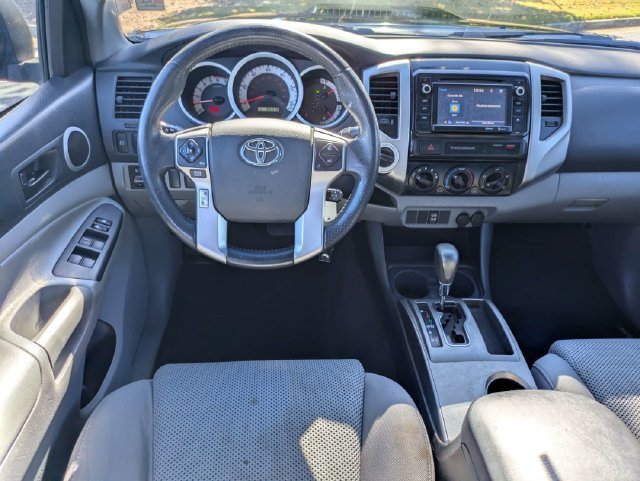 Used 2015 Toyota Tacoma 4x4 Double Cab w/ TRD Sport Package image 17