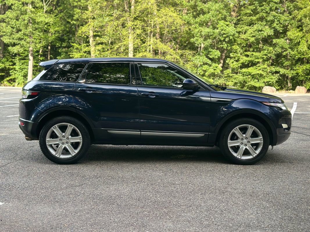 Used 2015 Land Rover Range Rover Evoque Pure Plus image 9