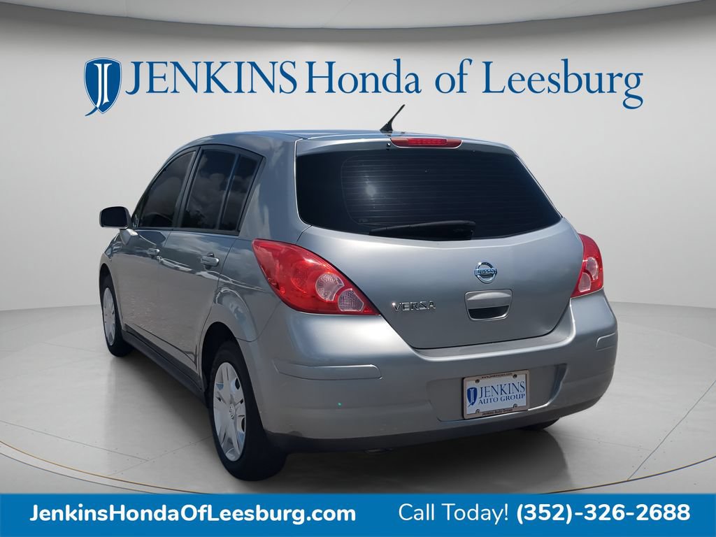 Used 2011 Nissan Versa 1.8 S FWD image 6