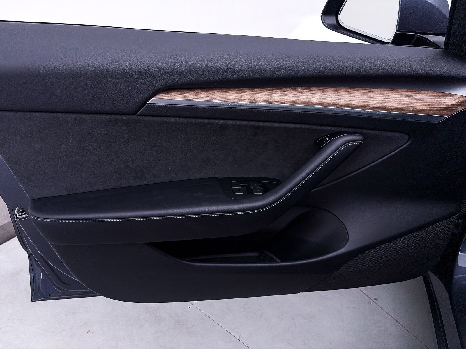 Used 2023 Tesla Model 3 Standard Range RWD image 18