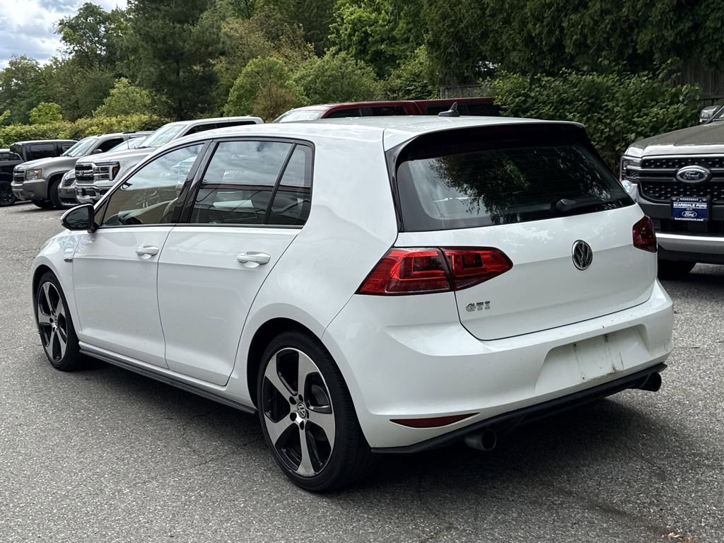 Used 2016 Volkswagen GTI S FWD image 15