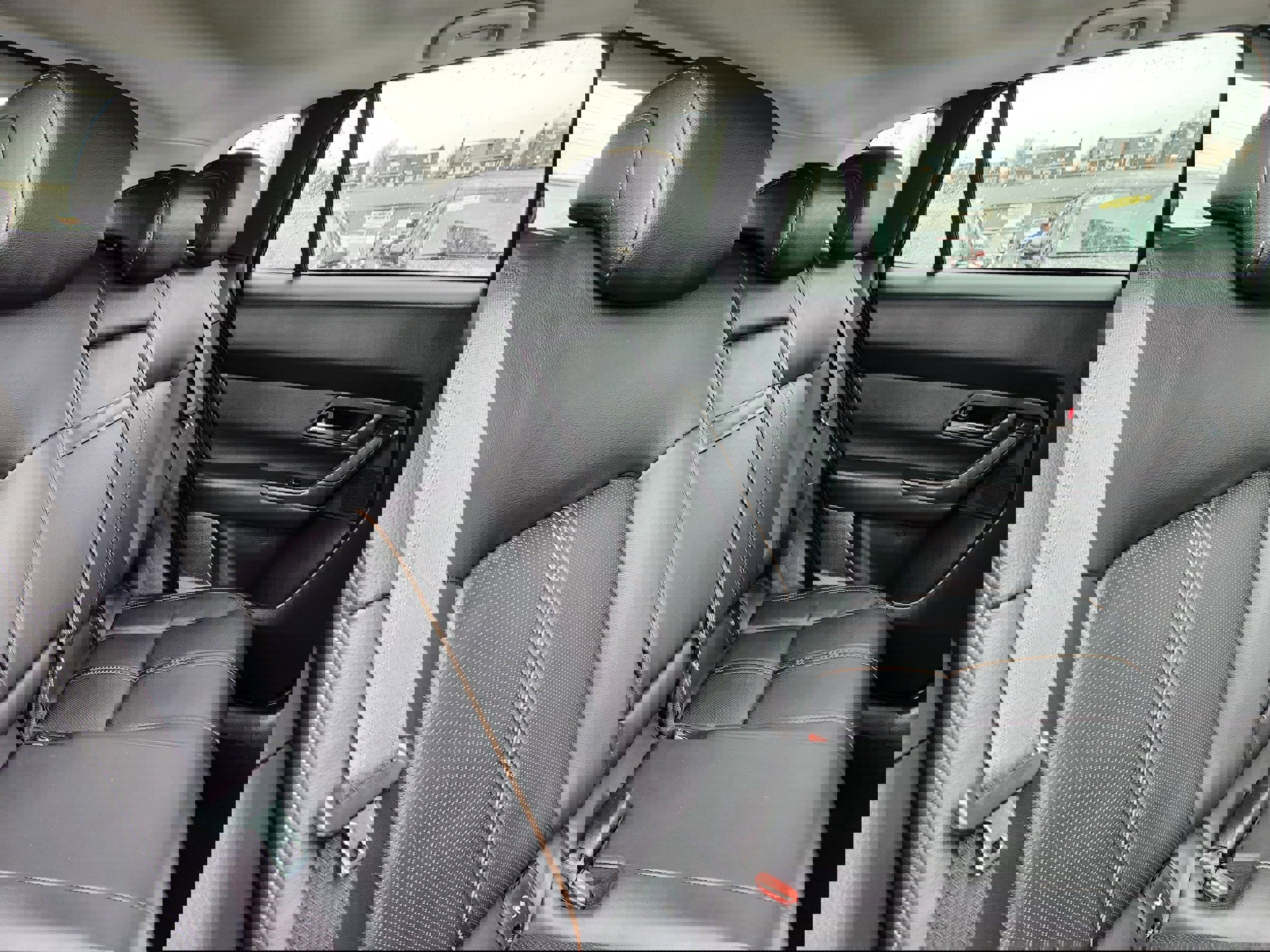 Used 2025 MAZDA CX-50 2.5 Turbo w/ Premium Plus Pkg image 16