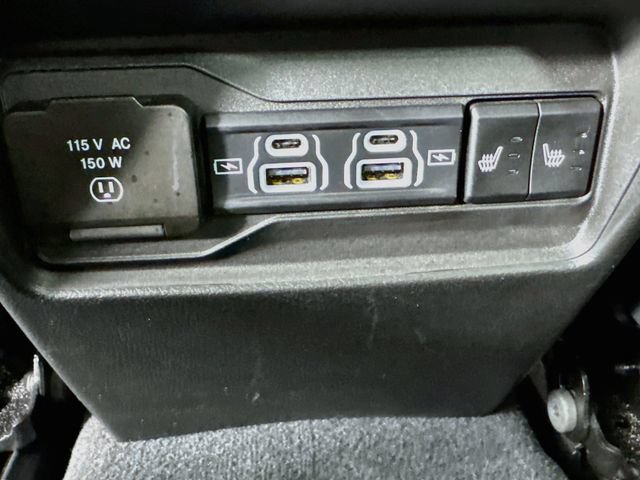 Used 2023 Jeep Grand Cherokee Limited w/ Luxury Tech Group II AWD/4WD image 31