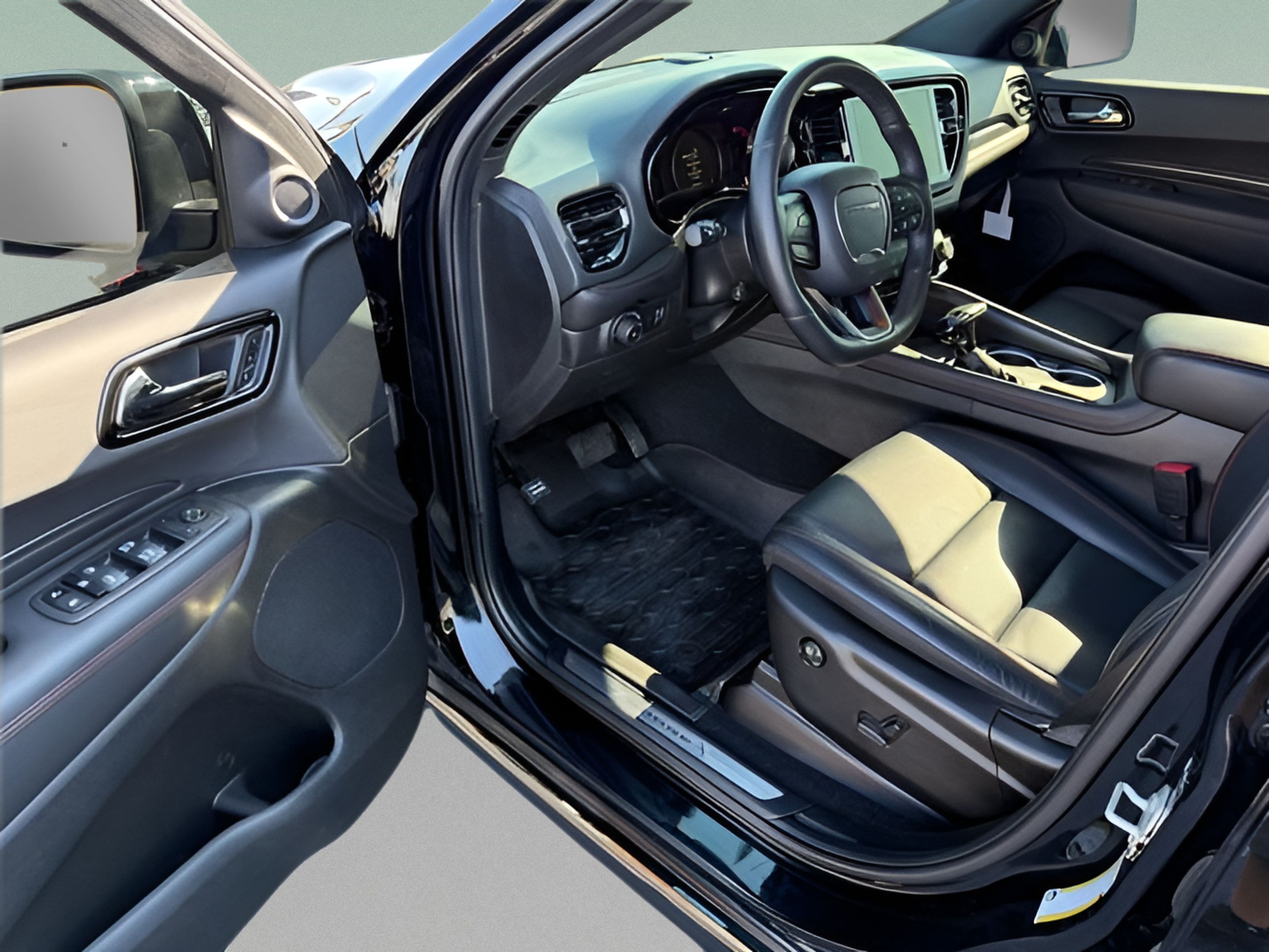 Used 2023 Dodge Durango R/T w/ Tow 'N Go Package AWD/4WD image 18