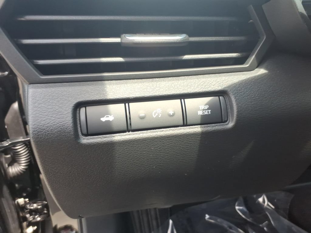 New 2026 Nissan Altima 2.5 SV FWD image 19