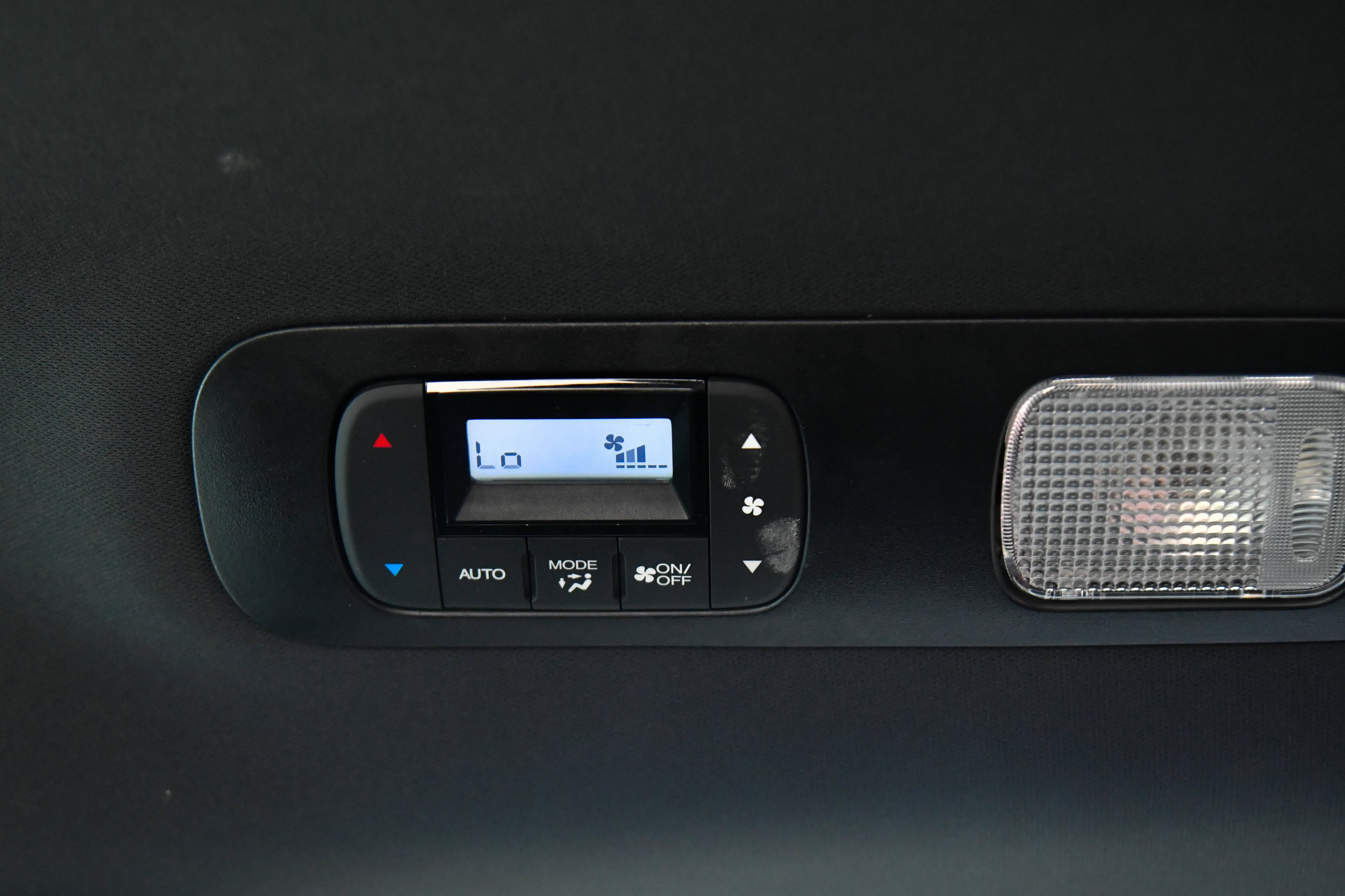 Used 2023 Honda Odyssey Sport image 44